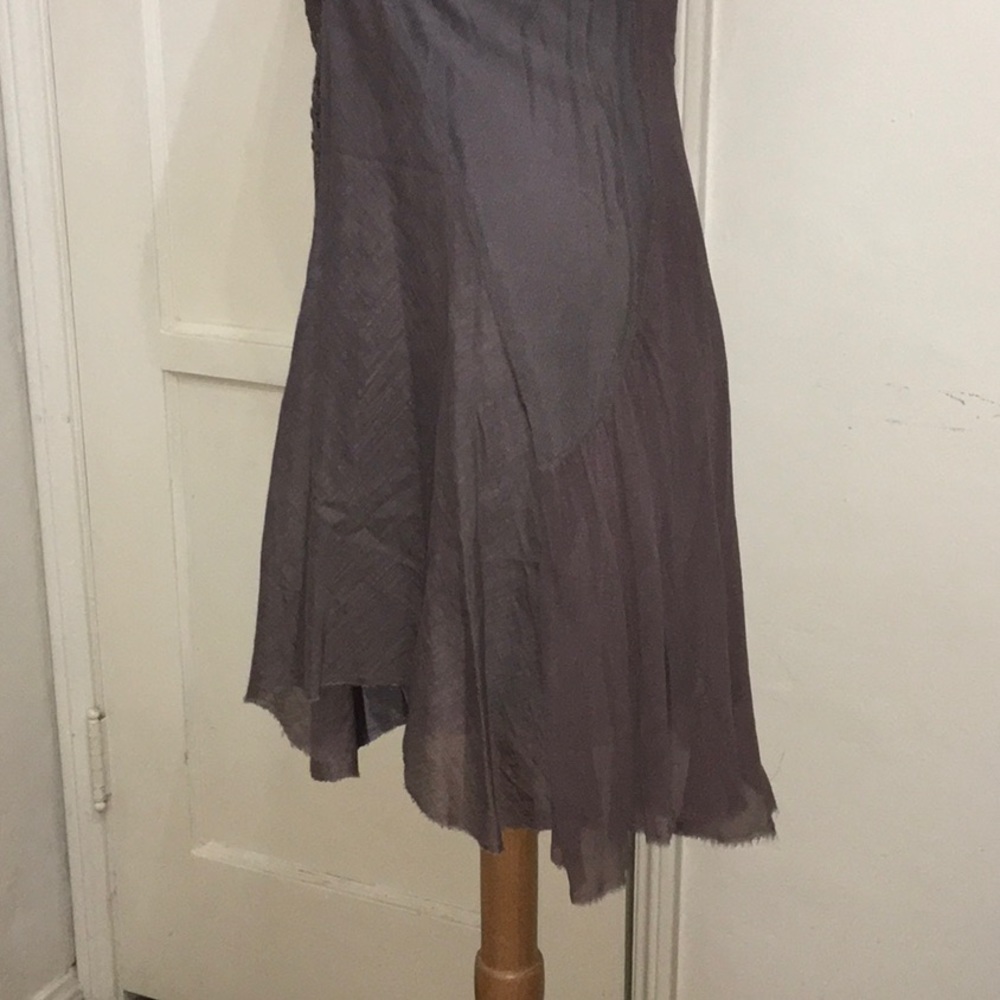 A Commom Thread Dress - Picture 5 of 15